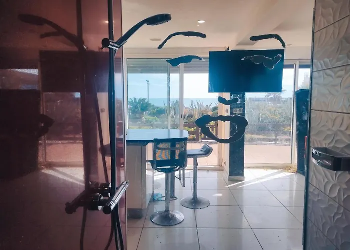 17, Héliopolis O Au Village Naturiste Apartamento