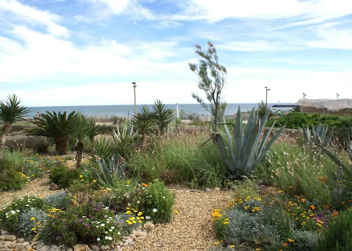 17, Héliopolis O Au Village Naturiste Agde
