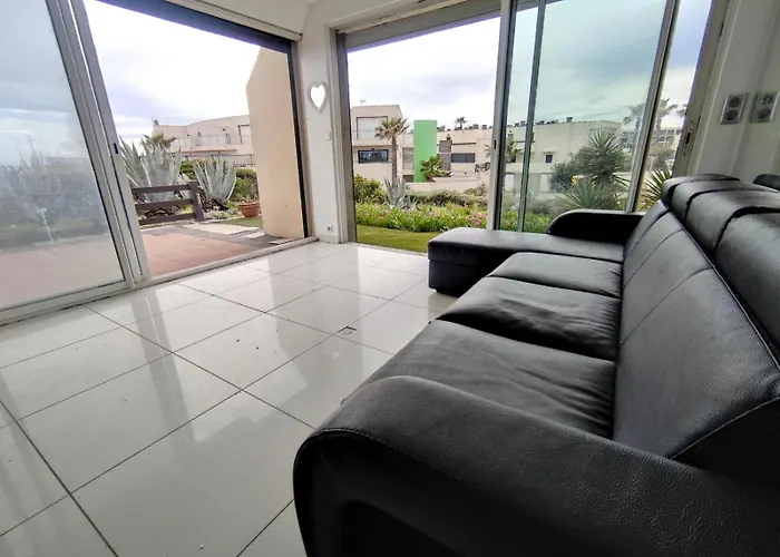 17, Héliopolis O Au Village Naturiste Apartamento